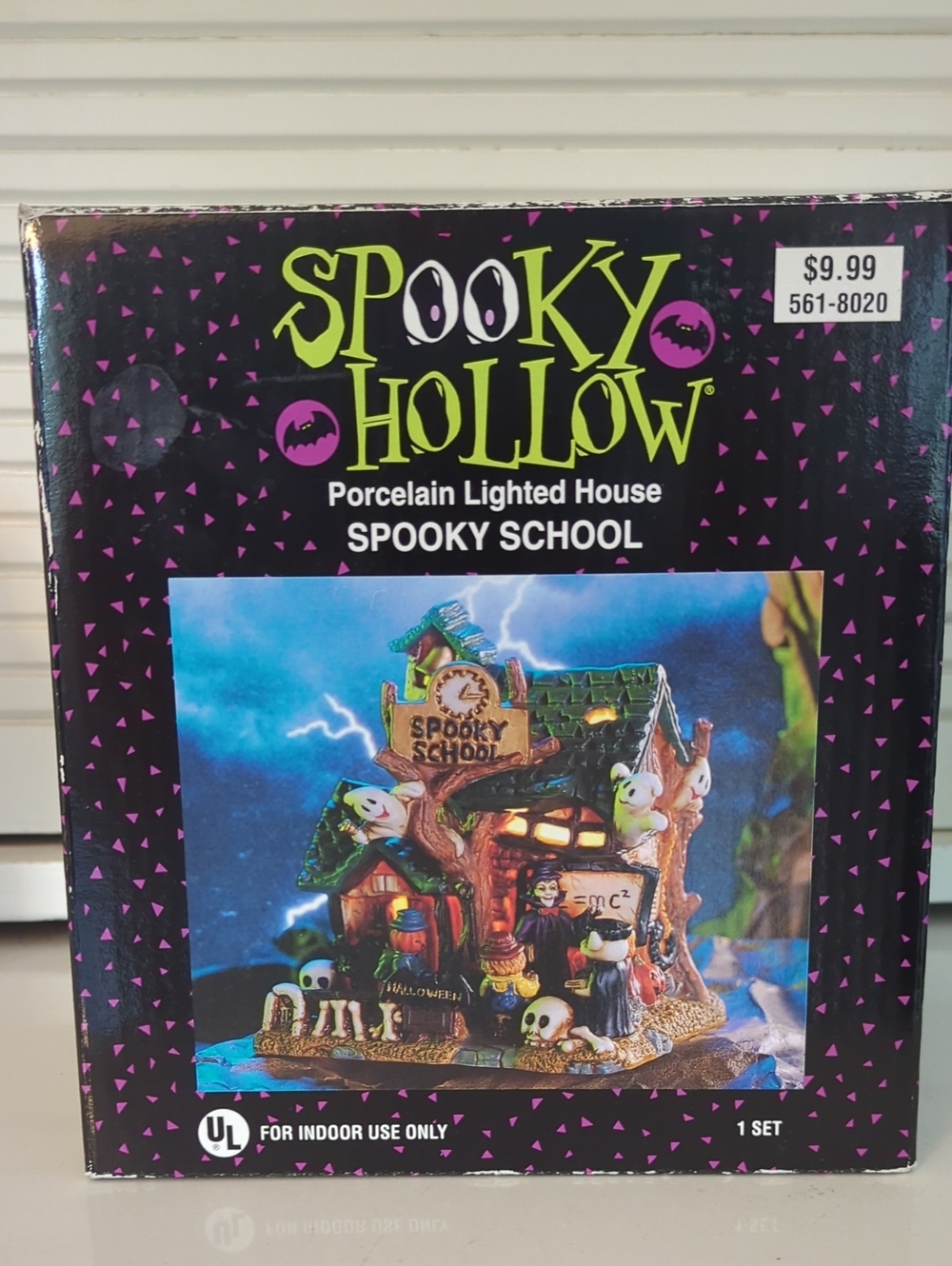 2001 Spooky Hollow Spooky School Lighted House